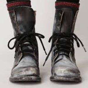 Free People Painted Distressed Leather Boots Black sz 10 BED STU